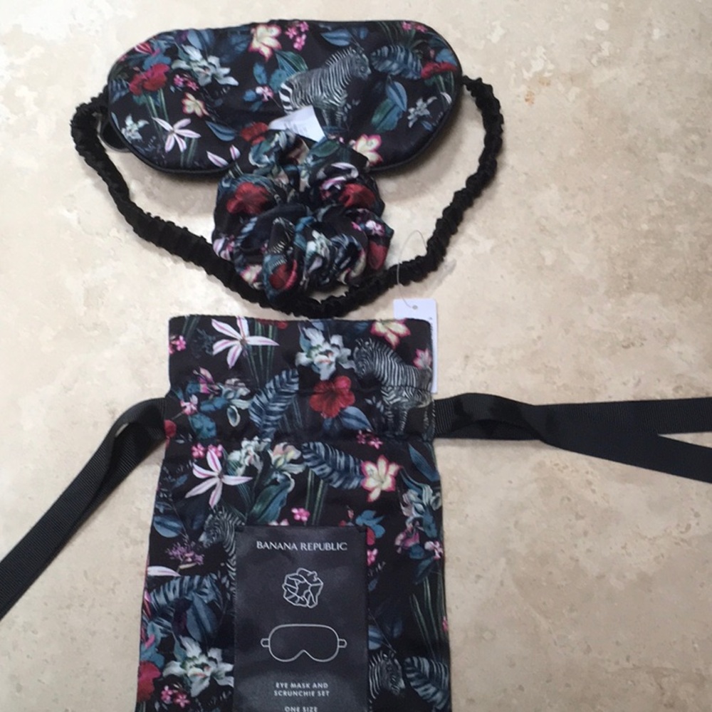 J.Crew Mask & Scrunchie Set. NWT